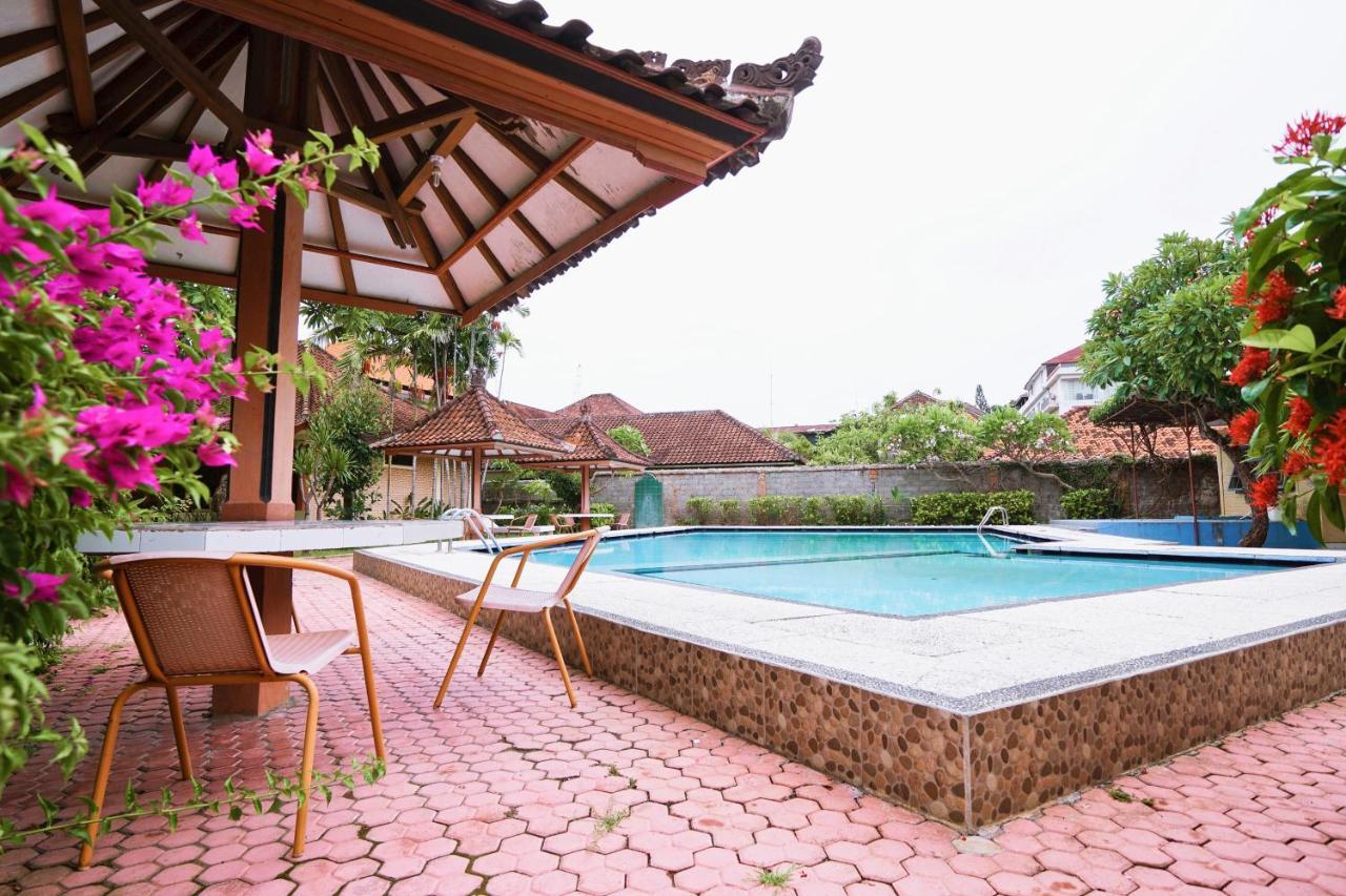 Sari Bali Cottage กูตา ภายนอก รูปภาพ