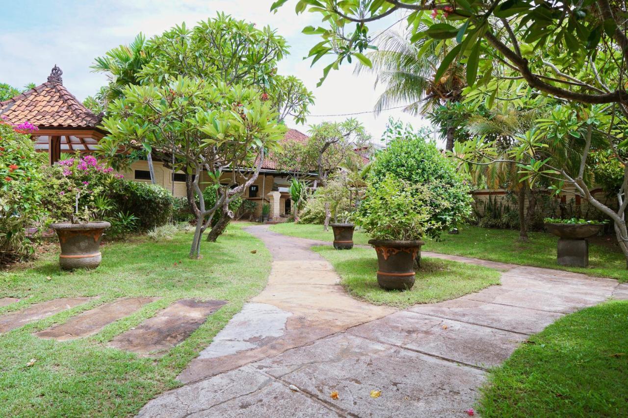 Sari Bali Cottage กูตา ภายนอก รูปภาพ
